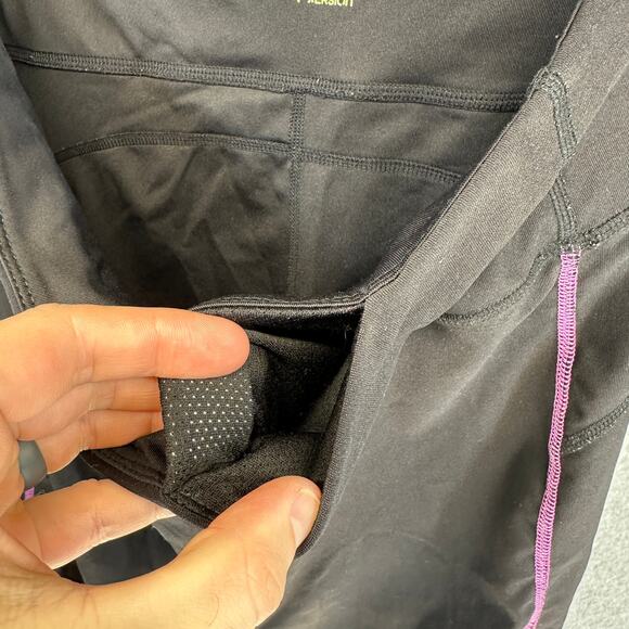 Xersion Performance Fit Leggings Womens Size Large Black Sizzling Purple Capri - Picture 3 of 8